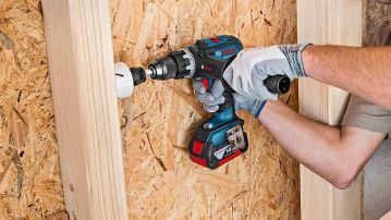 Аккумуляторный ударный шуруповерт Bosch GSB 18V-110 C Solo