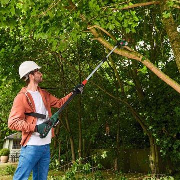 Аккумуляторый высотрез Bosch UniversalChainPole 18 Solo
