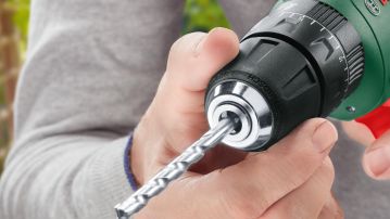 Аккумуляторный ударный шуруповерт Bosch EasyImpact 18V-40