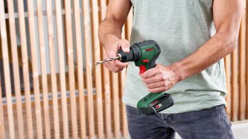 Аккумуляторный шуруповерт Bosch UniversalDrill 18V-60 Solo