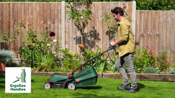 Газонокосарка Bosch Universal Rotak 34