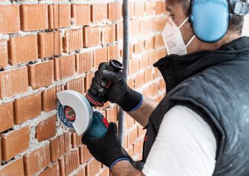 Алмазный отрезной круг универсальный Bosch EXPERT MultiMaterial X-LOCK 125x22.23x2.4x12 мм