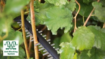 Аккумуляторный кусторез Bosch UniversalHedgeCut 18V-50