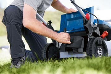 Аккумуляторная газонокосилка Bosch GRA 18V2-46 Solo